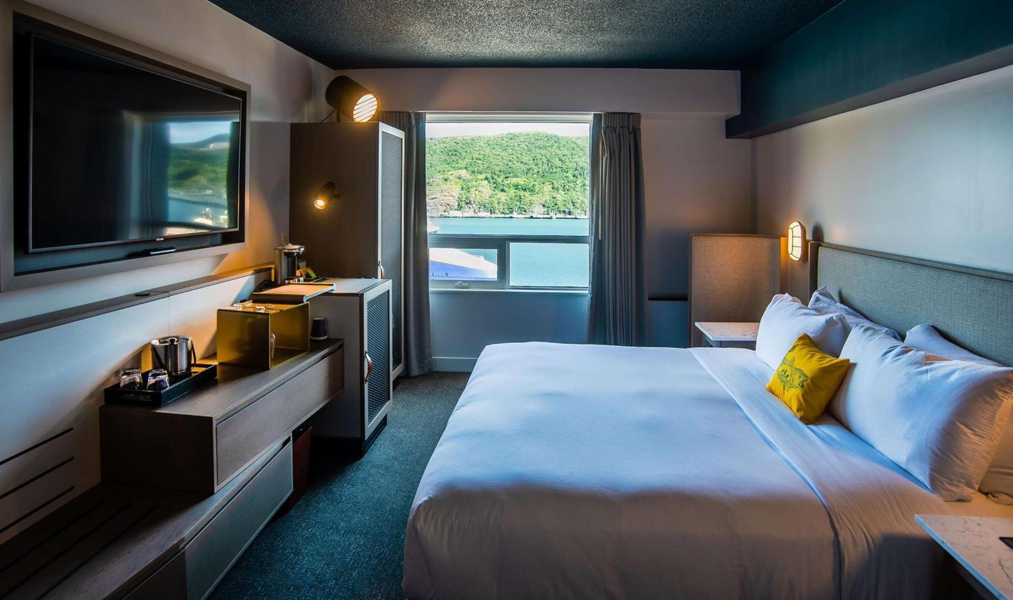 Hotel Doubletree By Hilton St. John'S Harbourview Exterior foto
